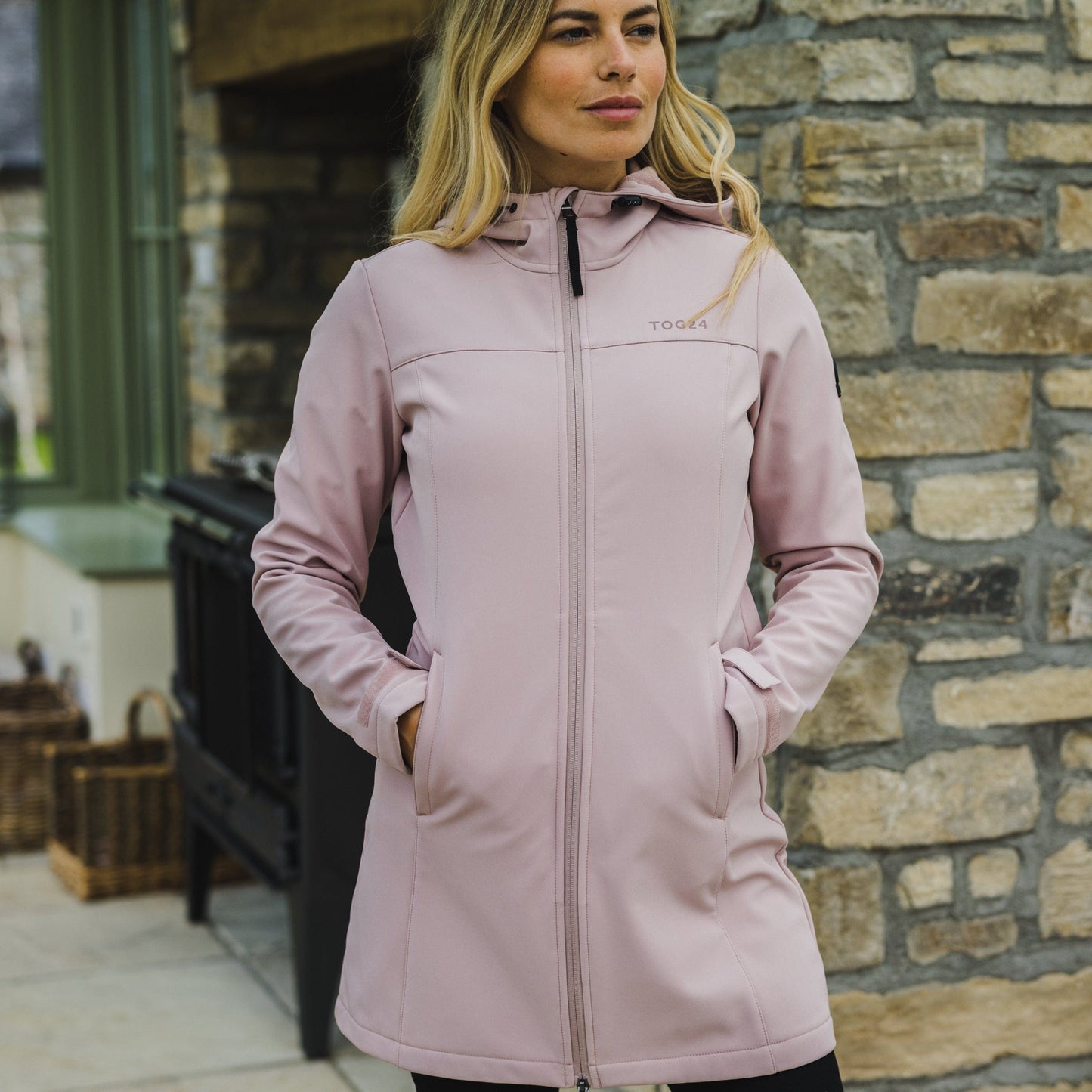 Keld Womens Long Shower Resistant Hooded Softshell Jacket - Dusky Pink