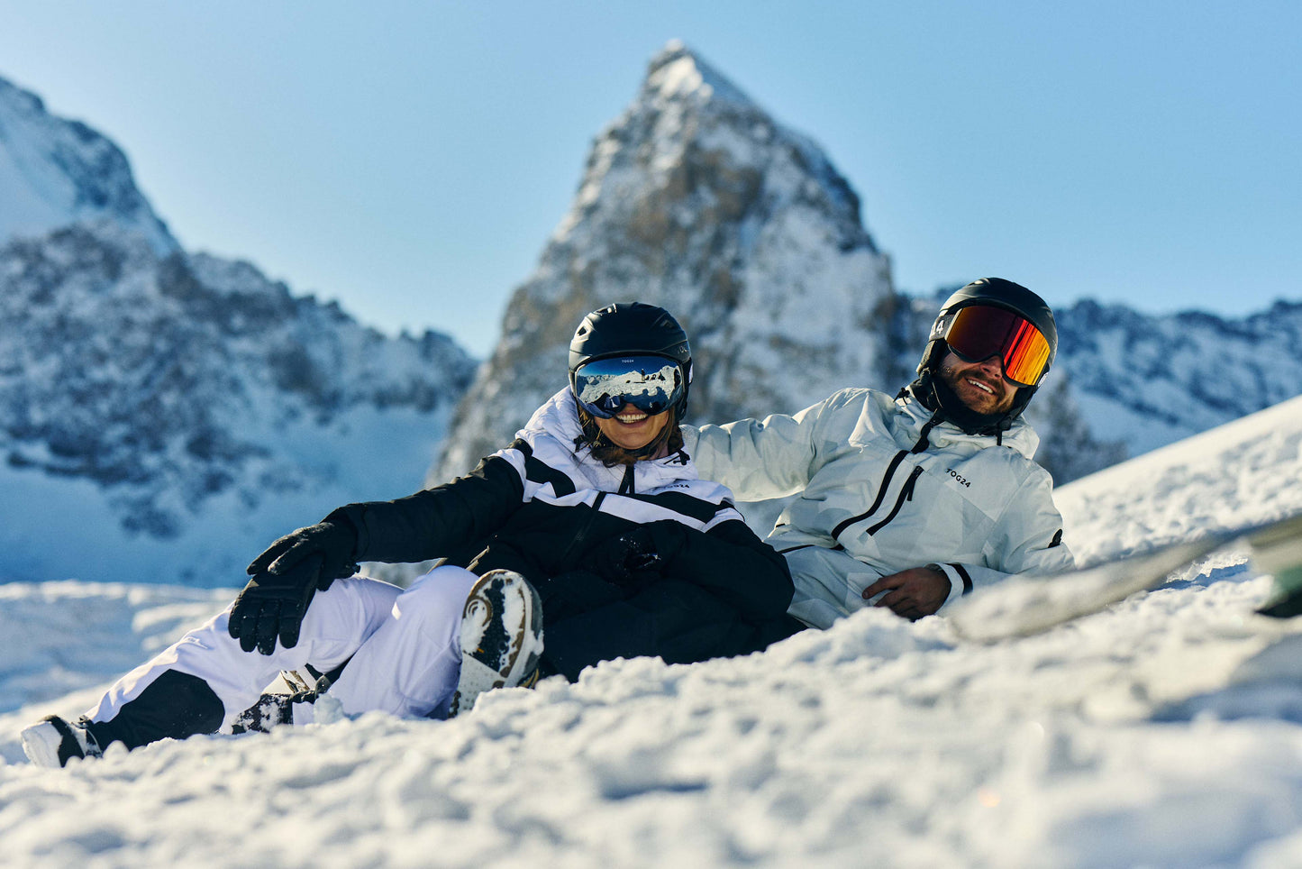 Panorama Womens Ski Jacket - Black/Optic White