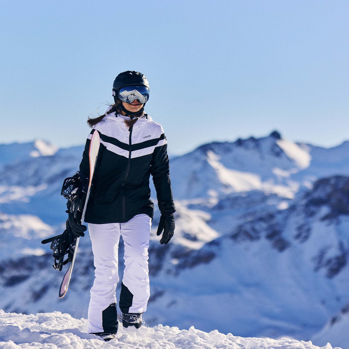 Panorama Womens Ski Jacket - Black/Optic White