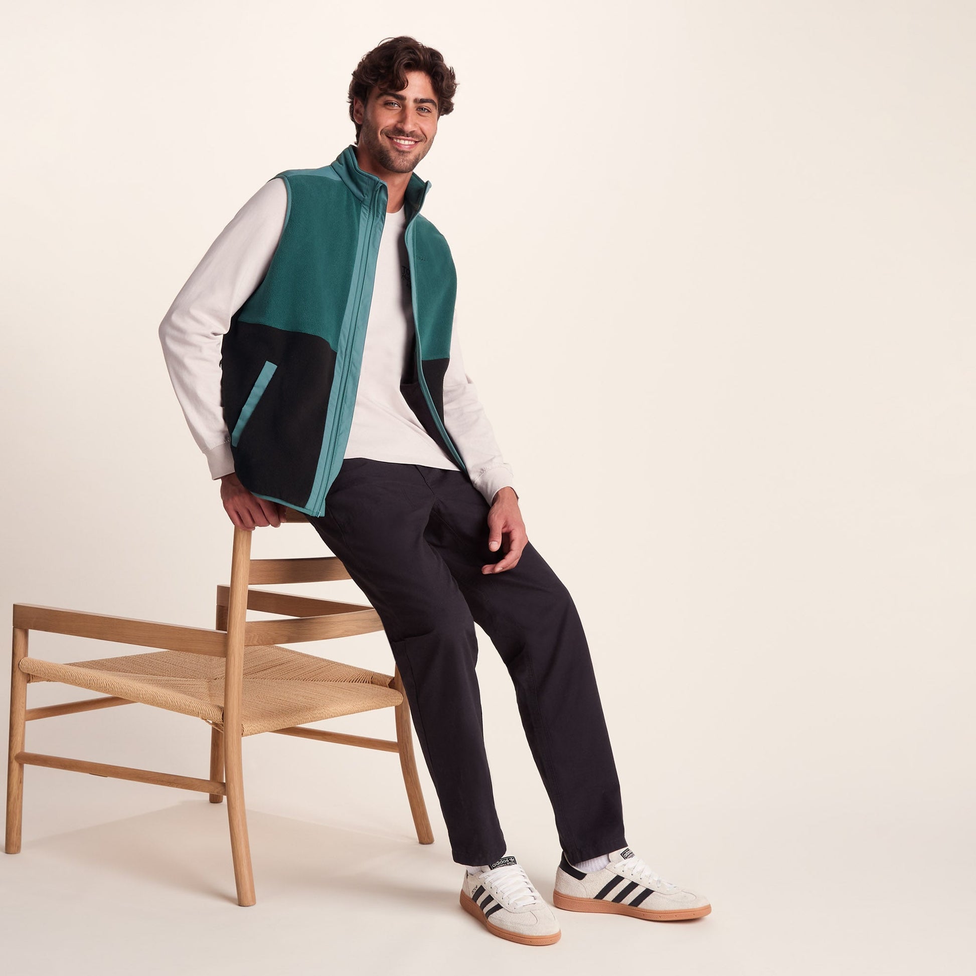 Boltby Mens Relaxed Fit Microfleece Gilet - Hydro Blue/Black