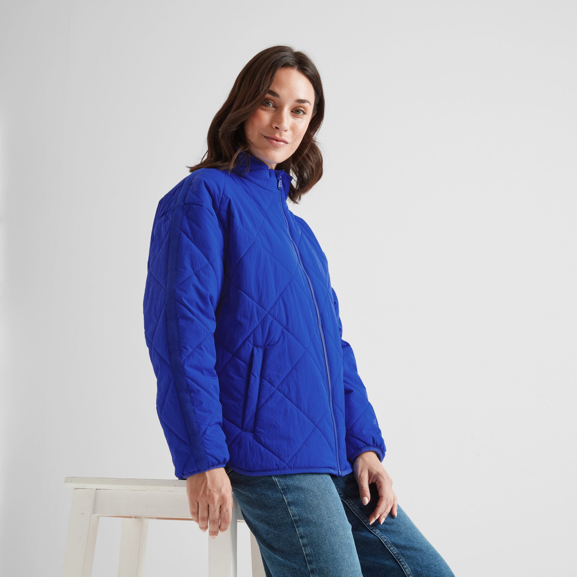 Cirnan Womens Shower Resistant Insulated Packaway Jacket - Ultra Marine