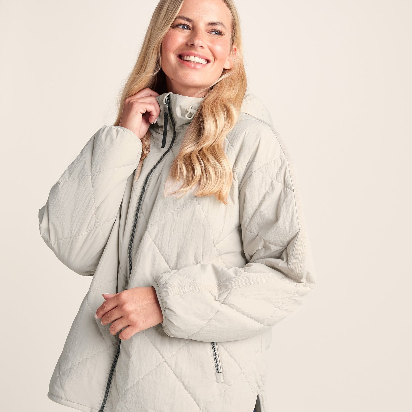 Corlae Womens Oversized Shower Resistant Insulated Jacket - Warm Cloud