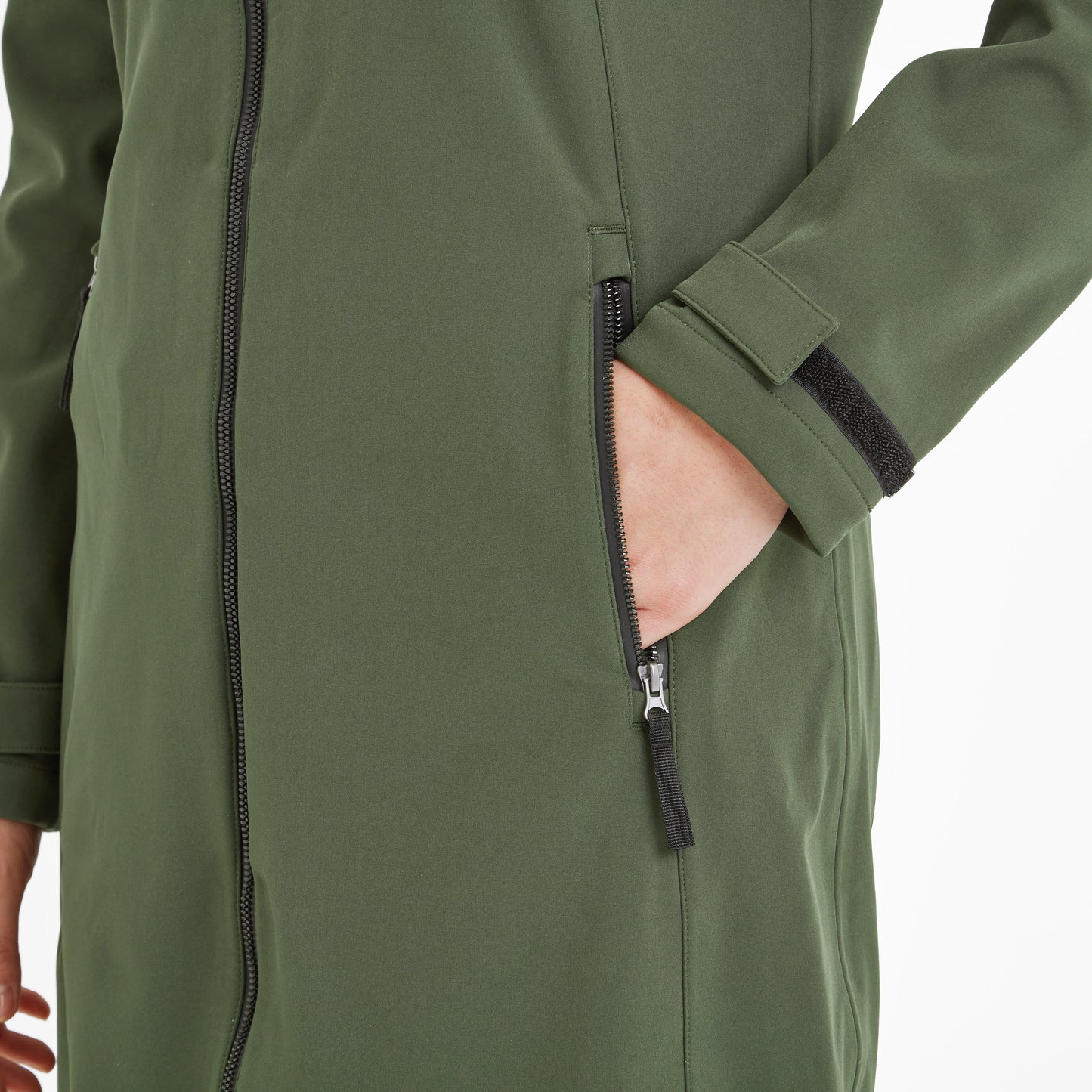 Enya Womens Longline Shower Resistant Softshell Jacket - Dark Green