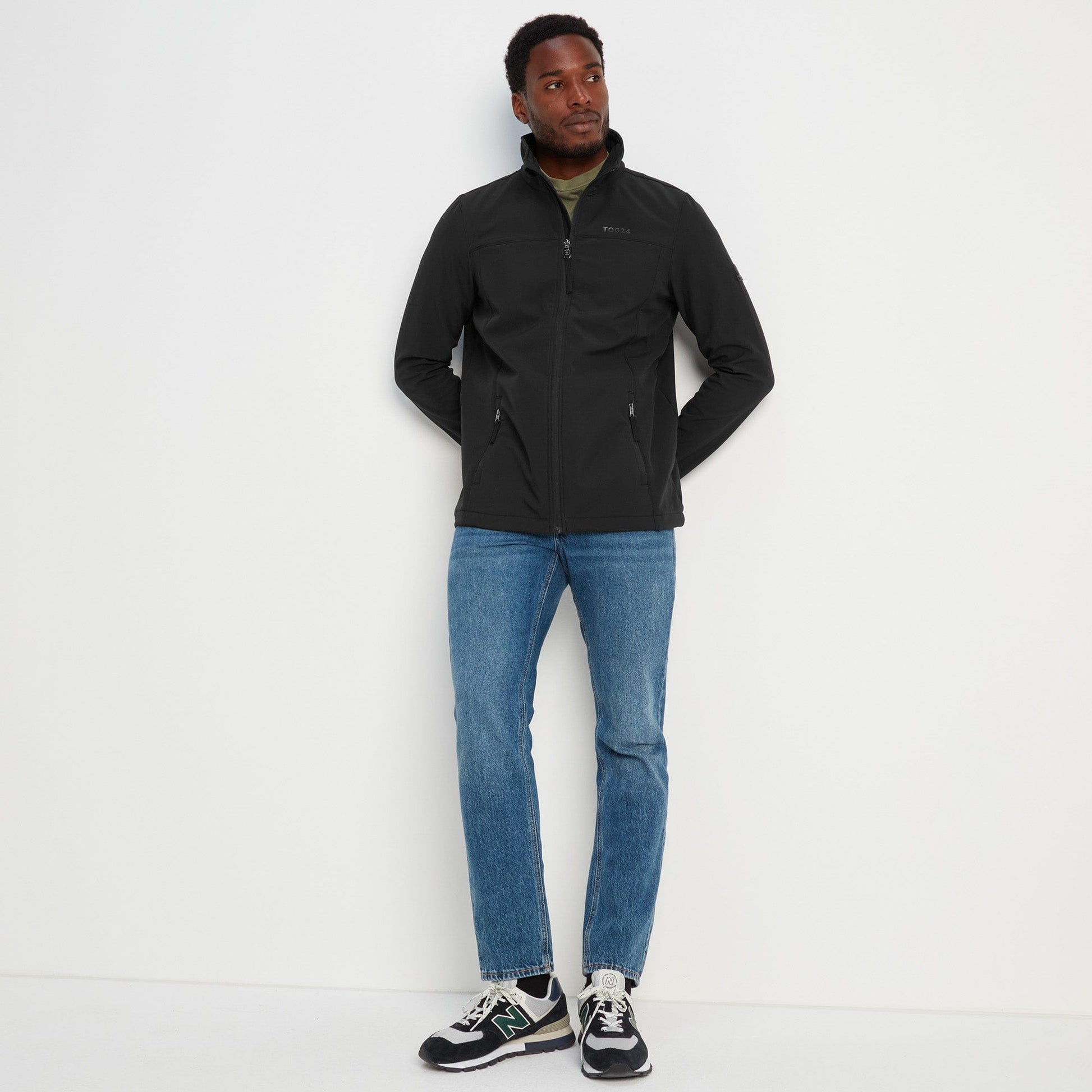 Feizor Mens Shower Resistant Softshell Jacket - Black