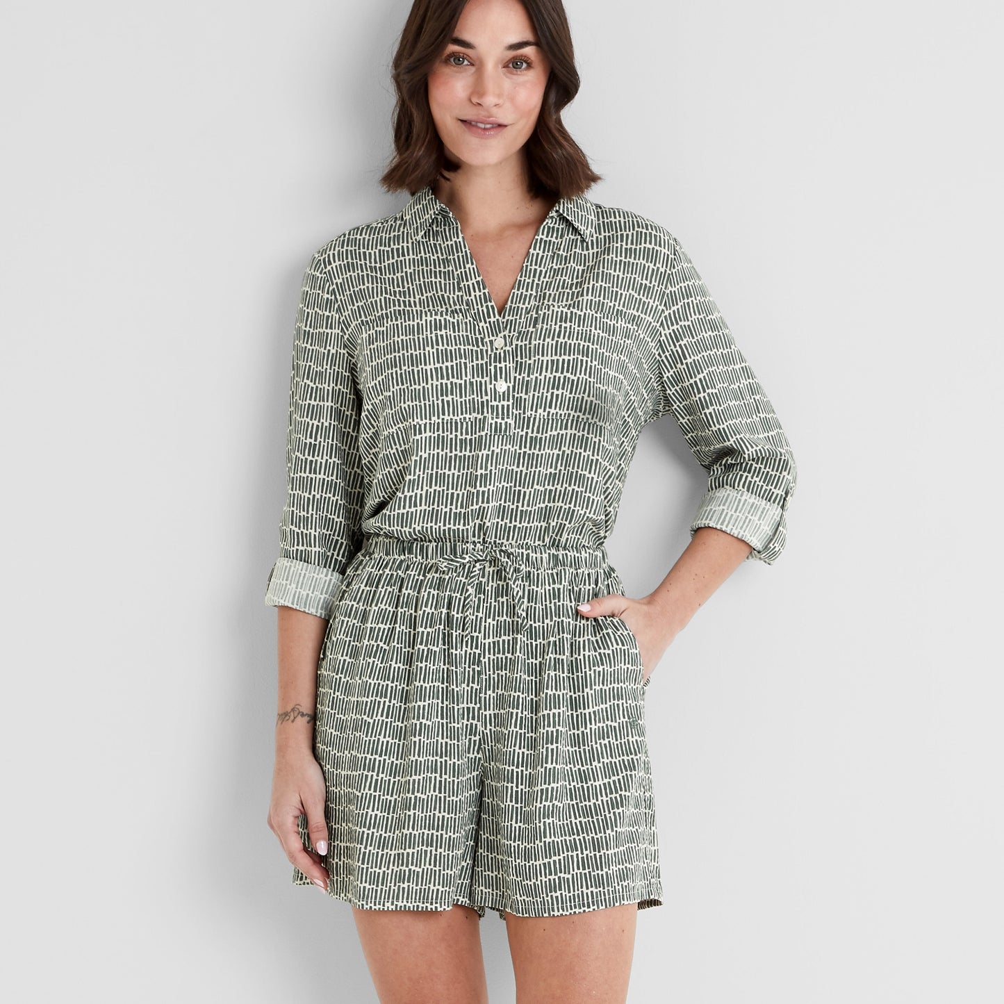Kadina Womens Long Sleeve Shirt - Green Dash Print