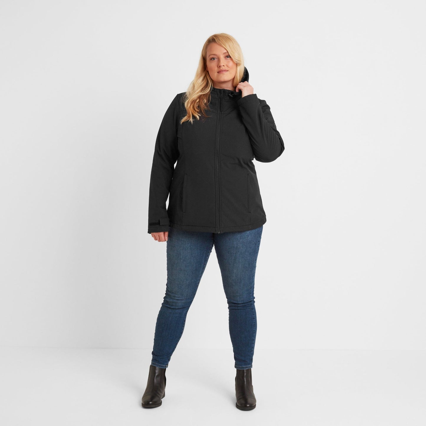Keld Womens Shower Resistant Hooded Softshell Jacket - Black