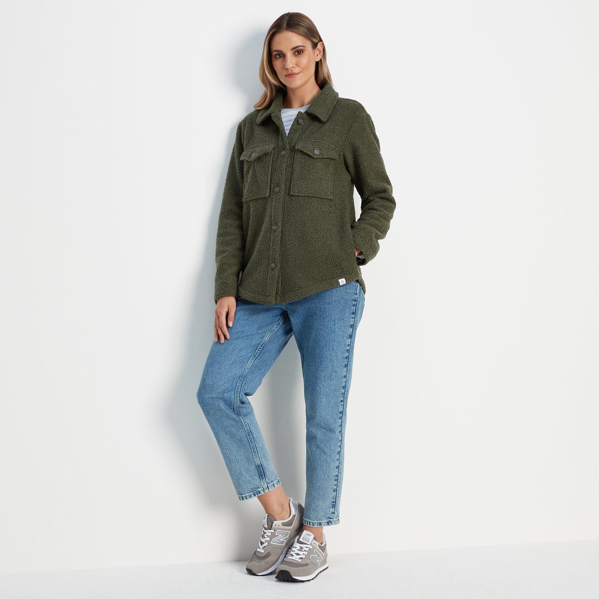 Maxine Womens Supersoft Sherpa Fleece Shacket - Khaki