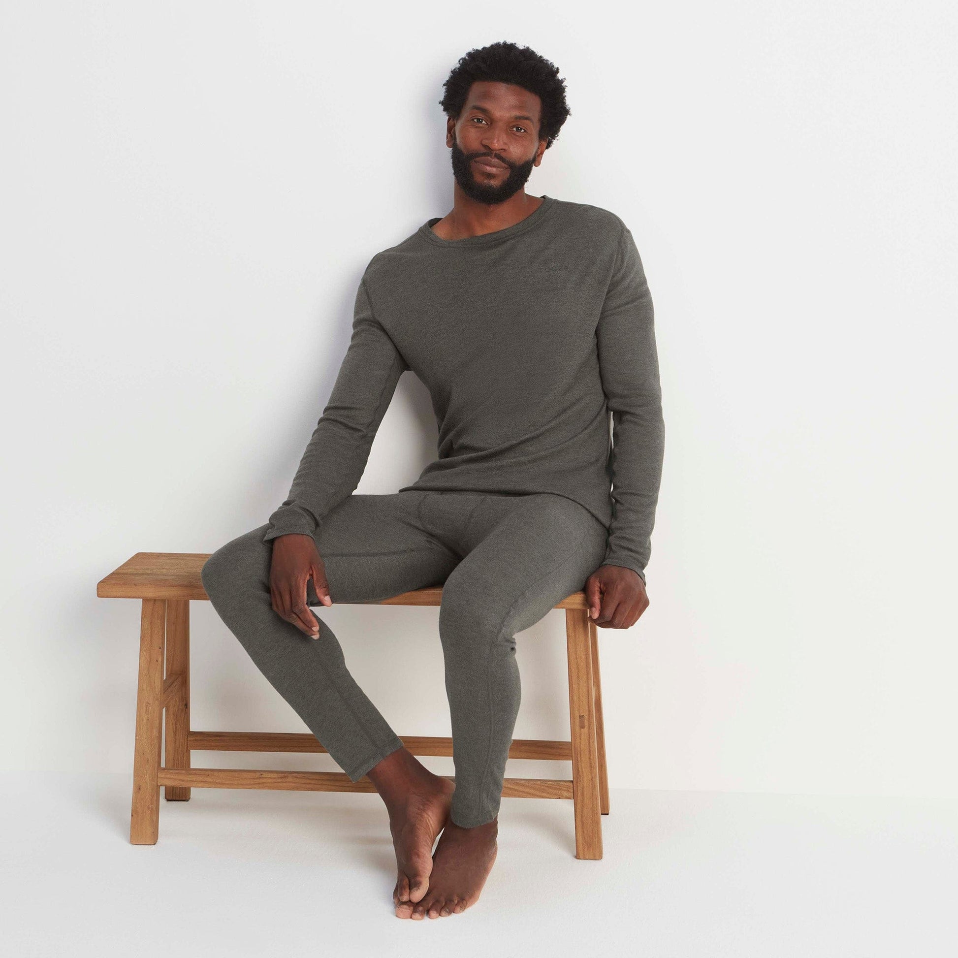 Meru Mens Cashmere Touch Base Layer Crew Neck - Dark Grey Marl