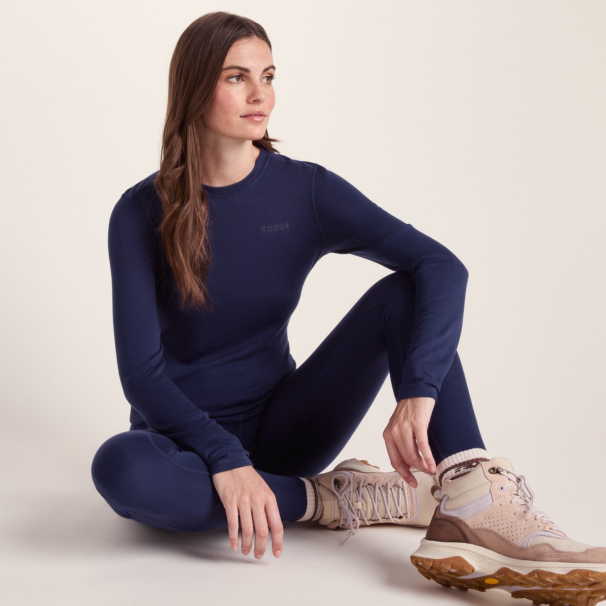 Meru Womens Cashmere Touch Crew Neck Base Layer - Oxford Blue