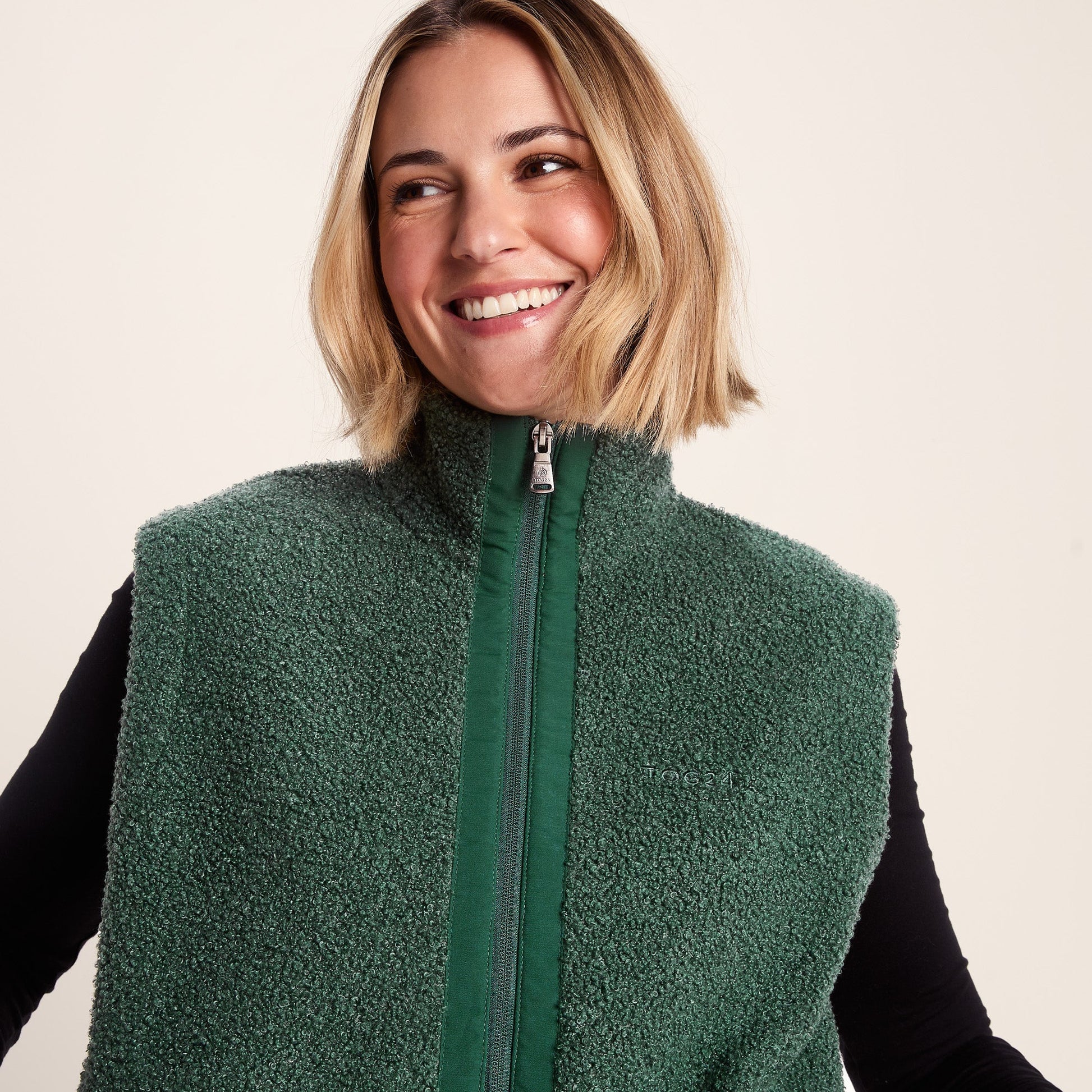 Peyton Womens Relaxed Fit Sherpa Fleece Gilet - Racing Green
