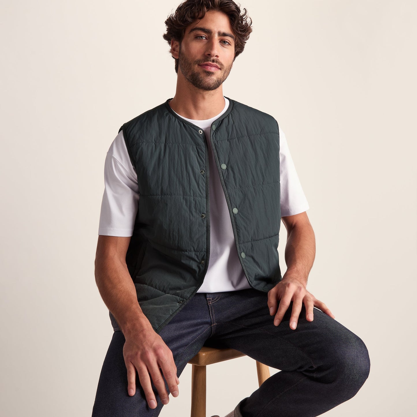 Sutterby Mens Shower Resistant Insulated Gilet - Deep Slate