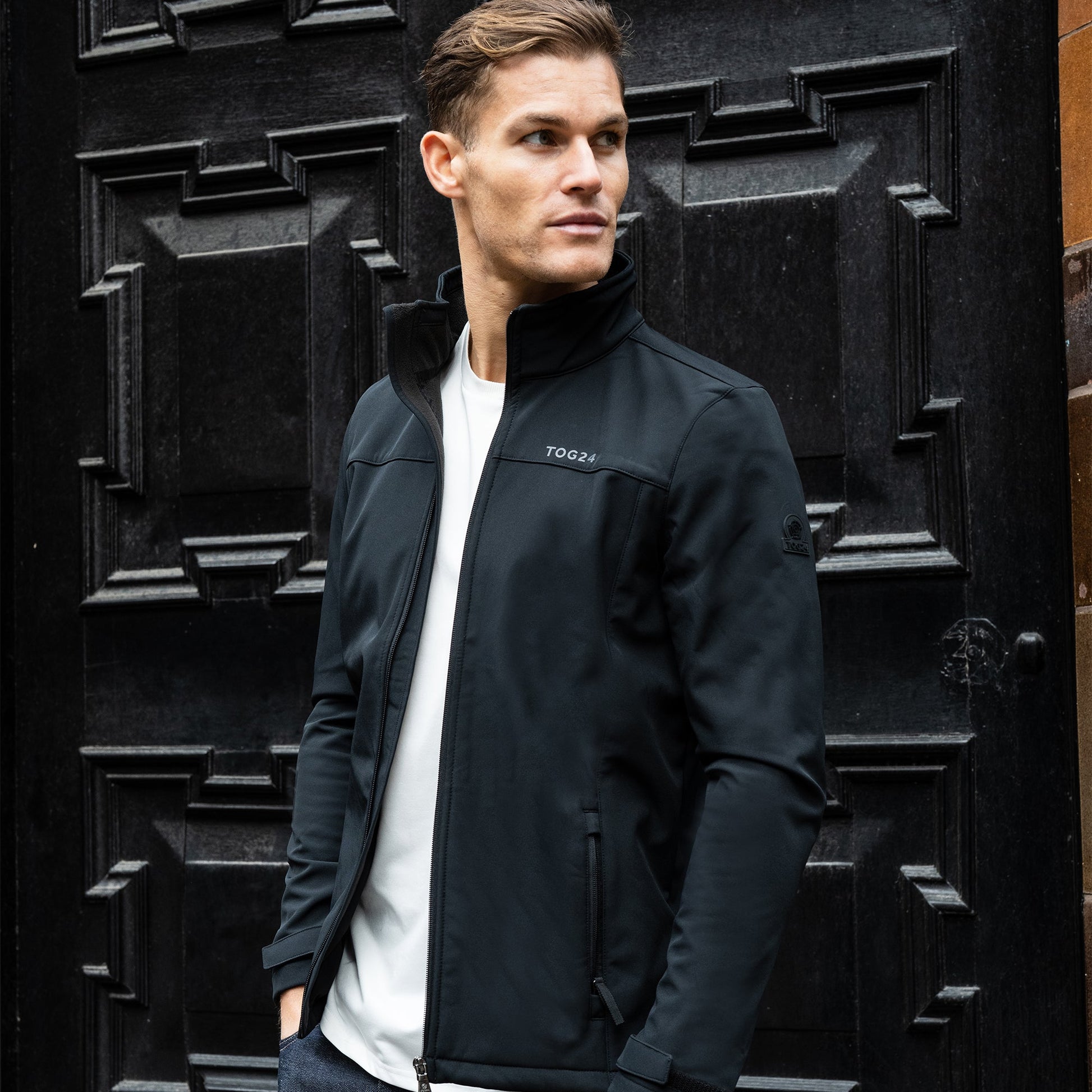 Feizor Mens Shower Resistant Softshell Jacket - Black