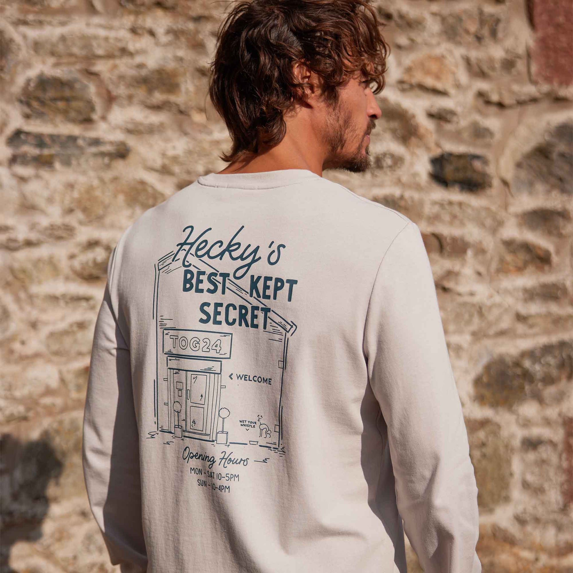 Hecky Mens Long Sleeve T-Shirt - Raincloud