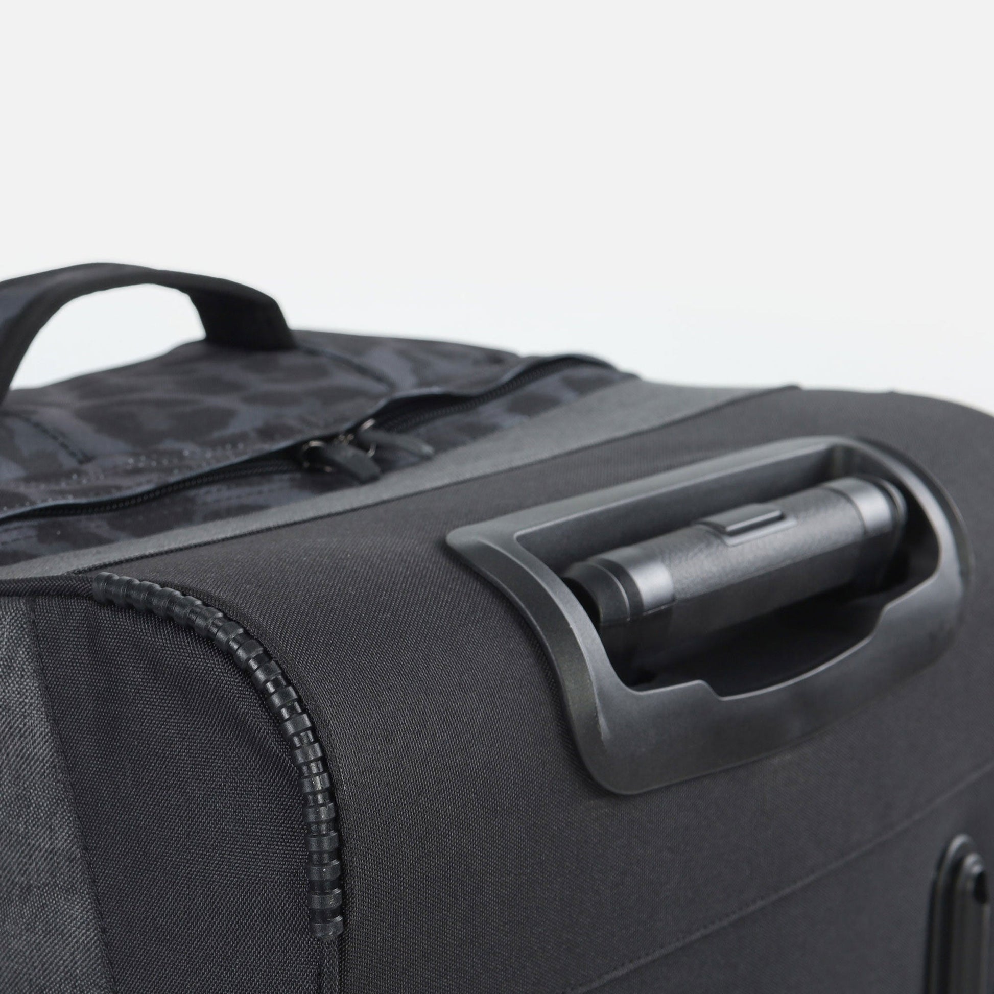 Surfanic Maxim 3.0 100L Roller Bag - Jet Black