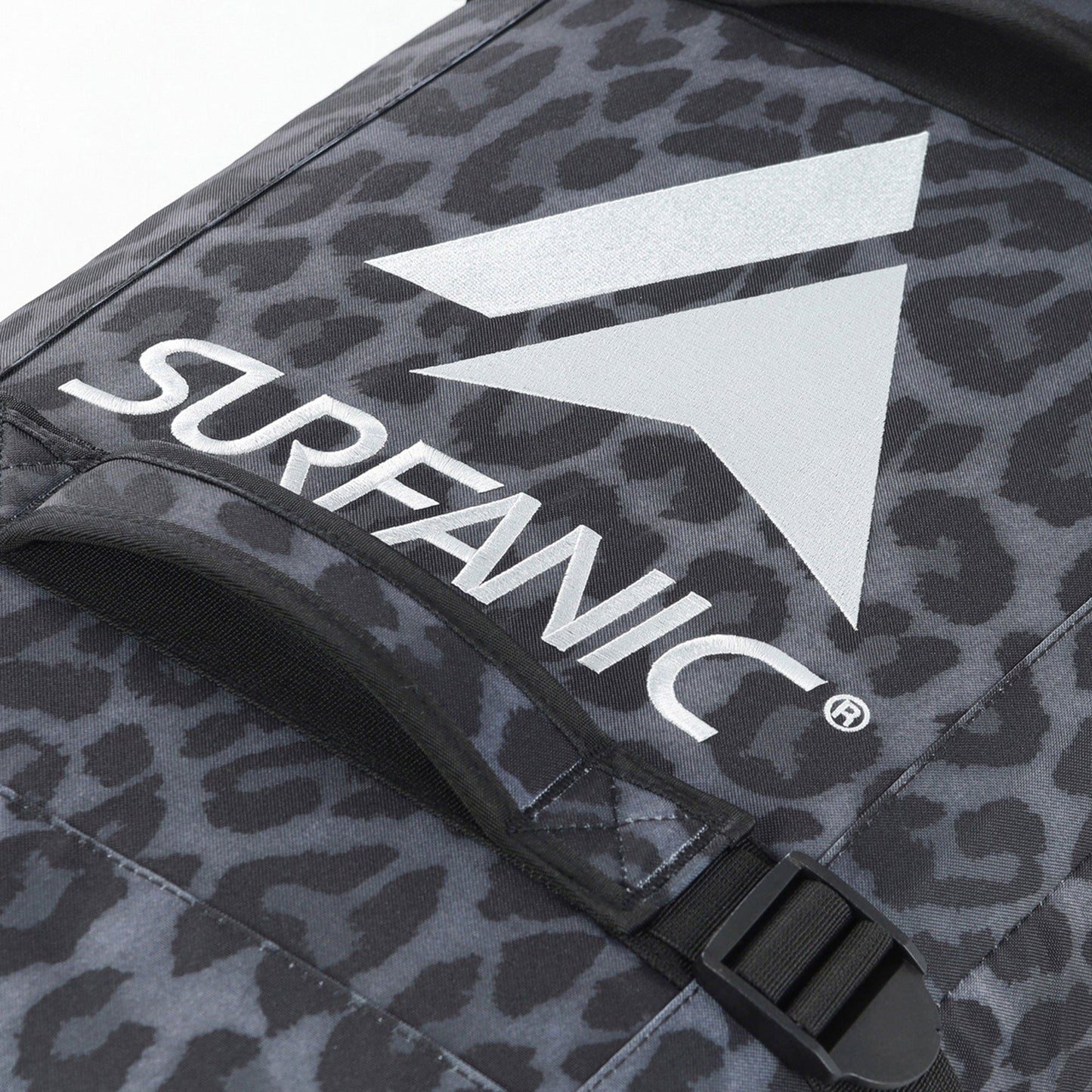 Surfanic Maxim 3.0 100L Roller Bag - Jet Black