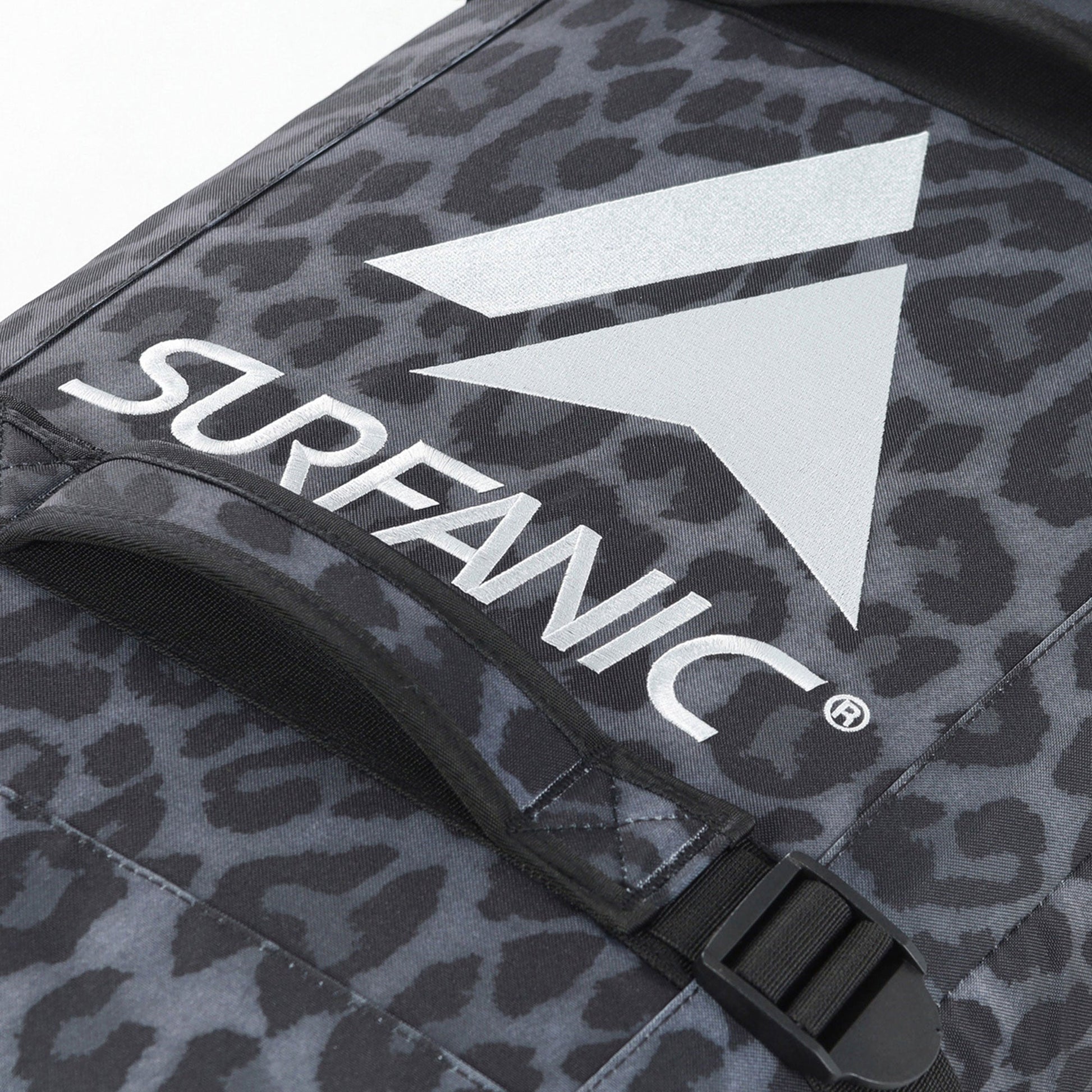 Surfanic Maxim 3.0 100L Roller Bag - Jet Black