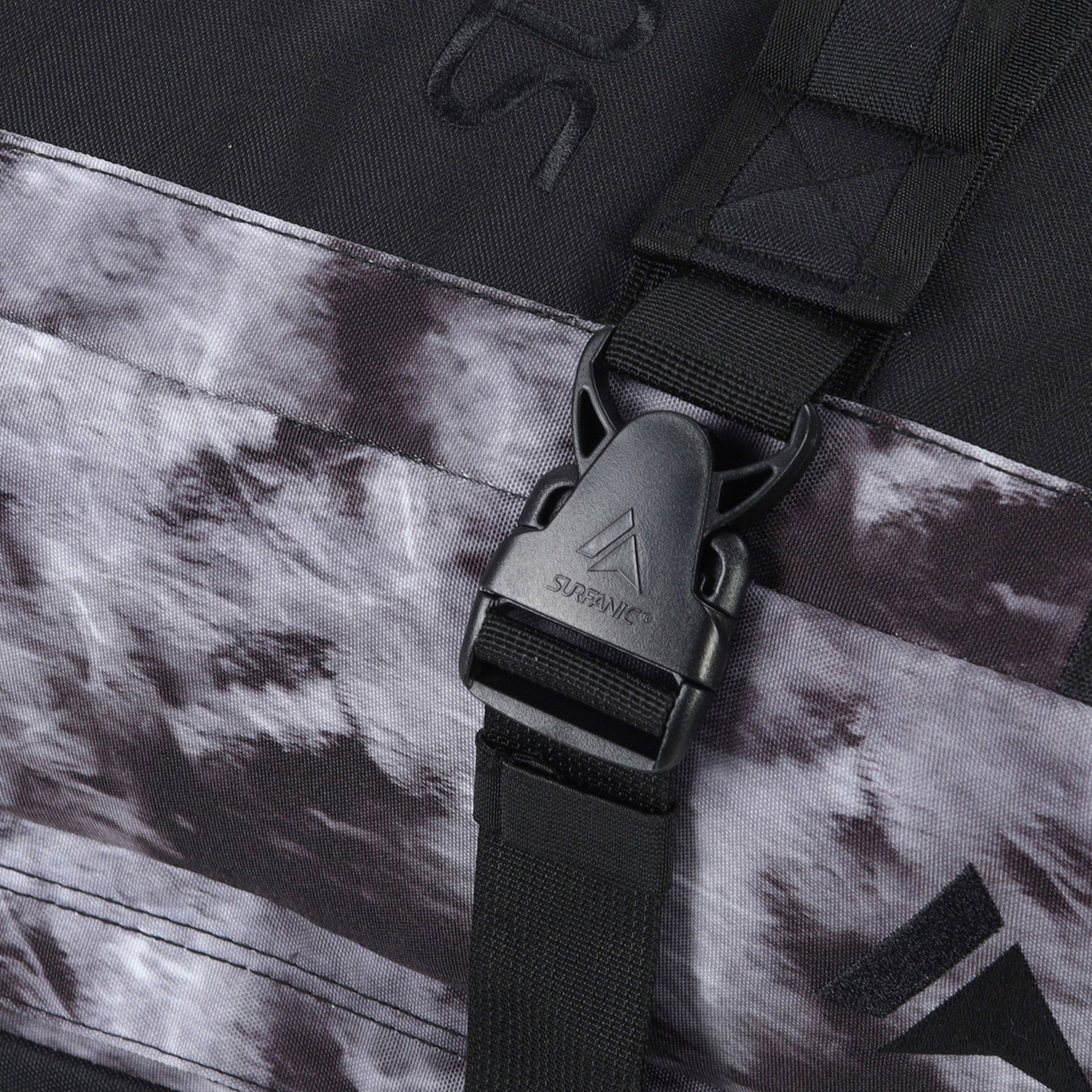 Surfanic Maxim 3.0 70L Roller Bag - Frostbite