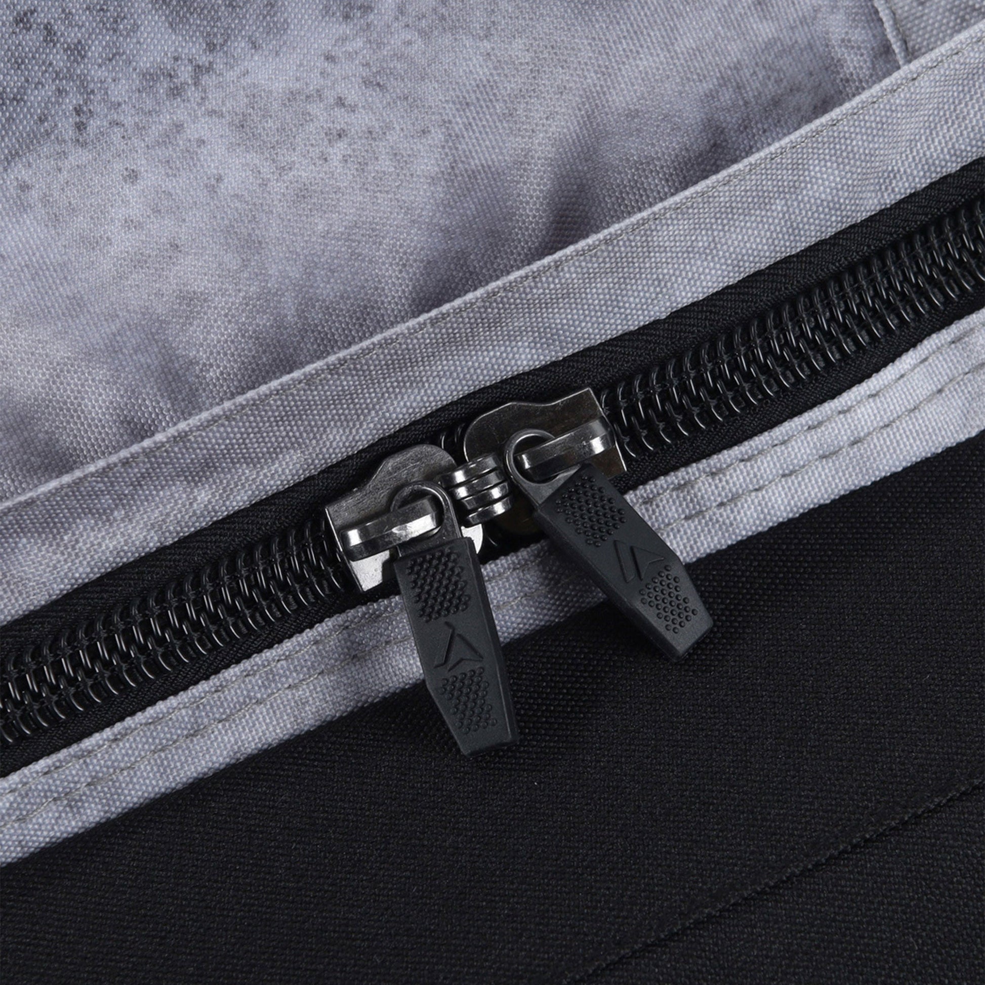 Surfanic Maxim 3.0 70L Roller Bag - Grey