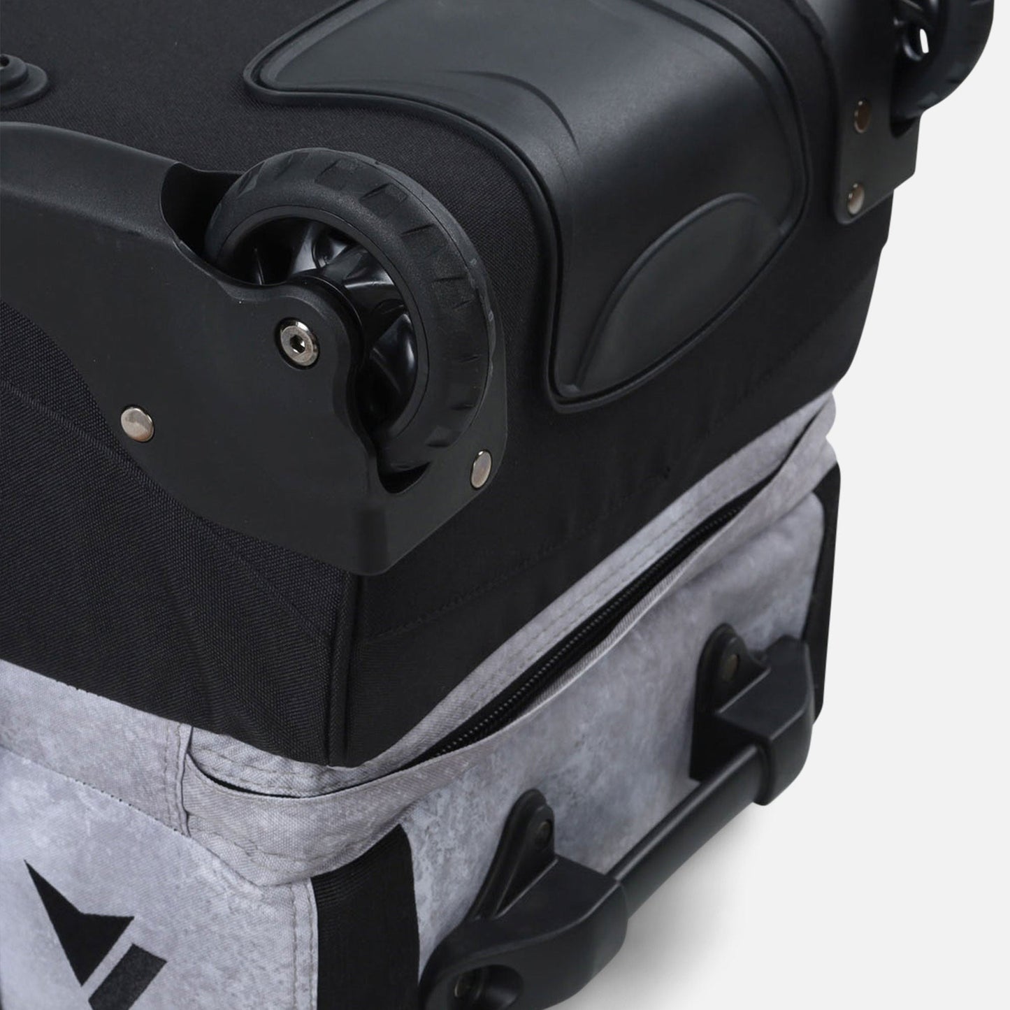 Surfanic Maxim 3.0 70L Roller Bag - Grey