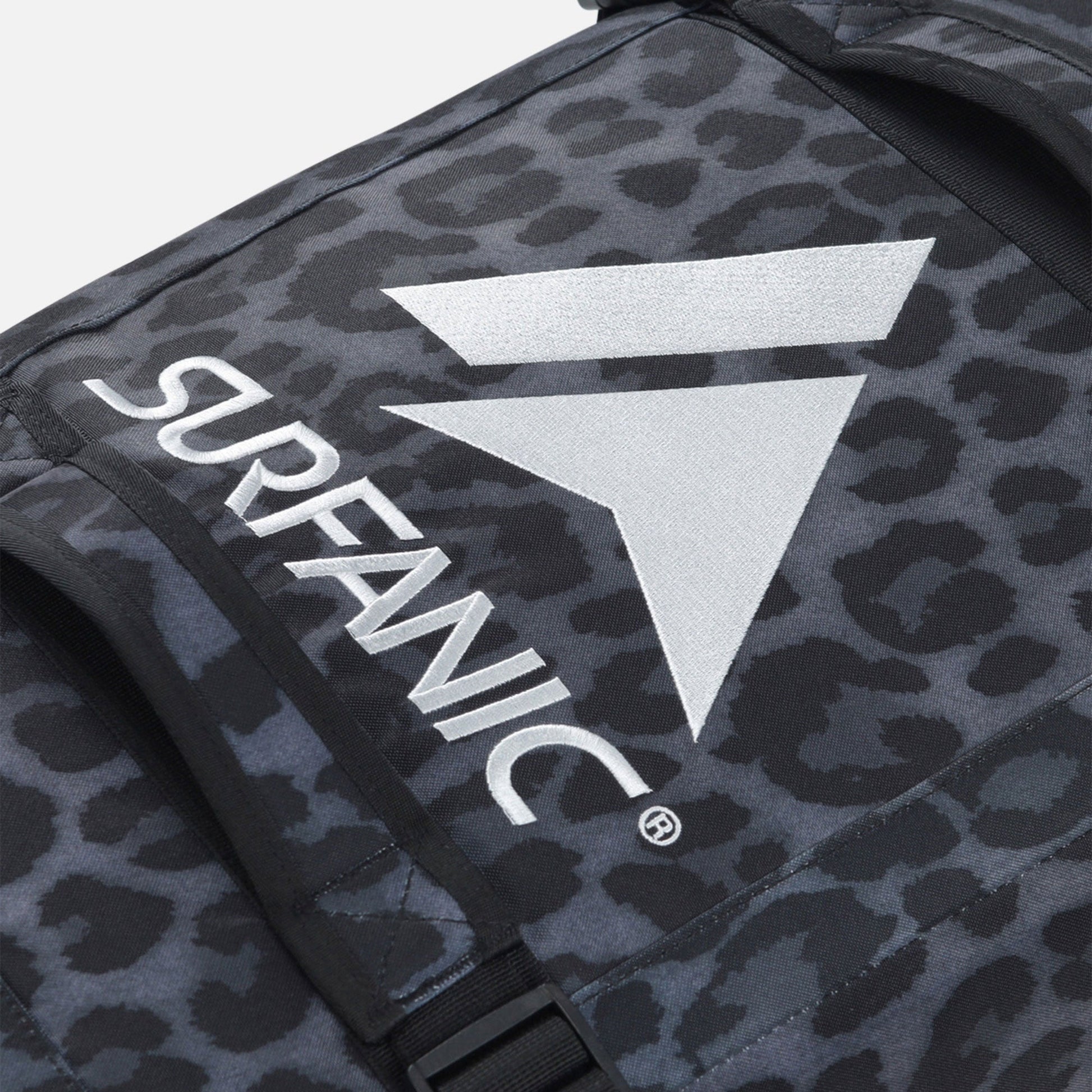 Surfanic Maxim 3.0 70L Roller Bag - Jet Black