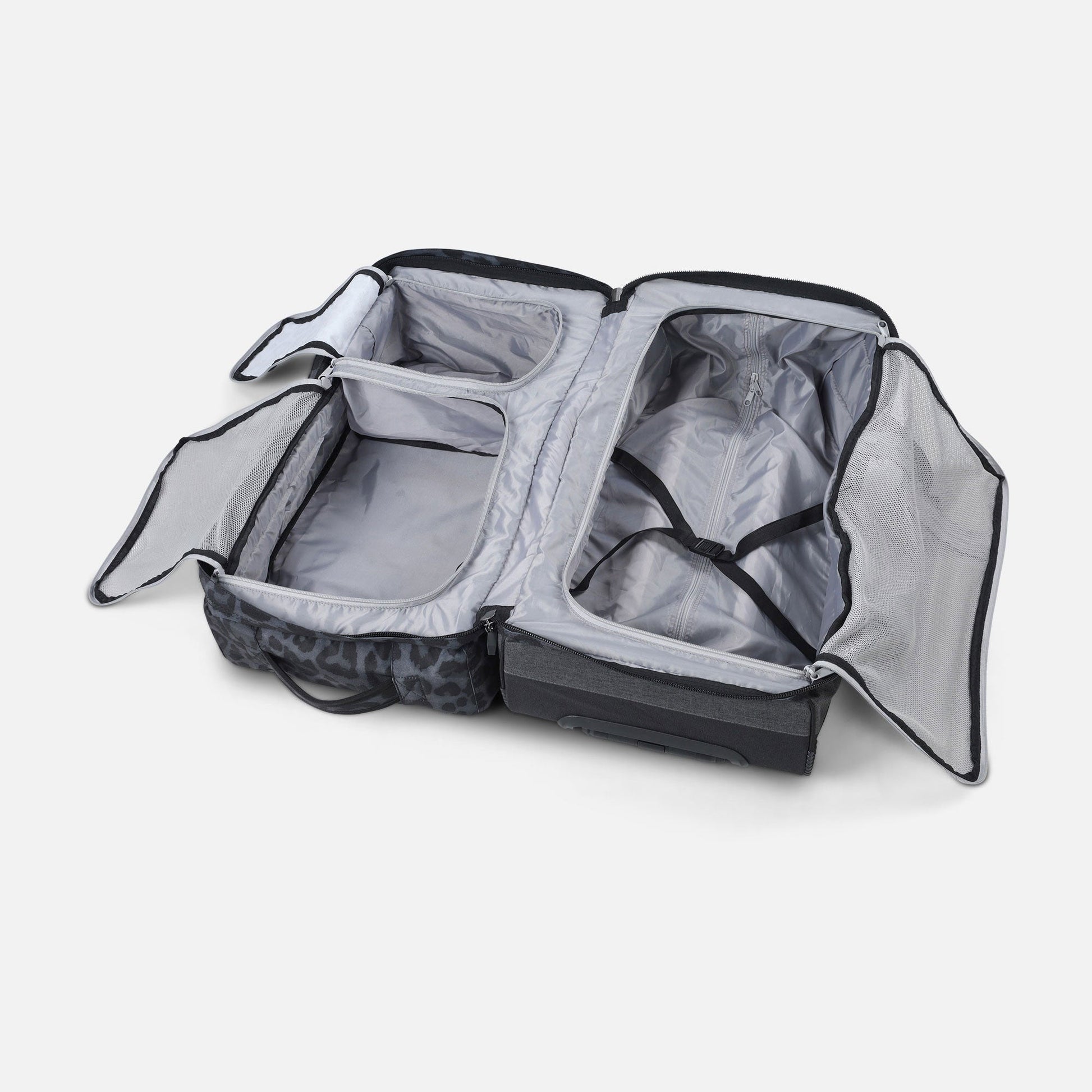 Surfanic Maxim 3.0 70L Roller Bag - Jet Black