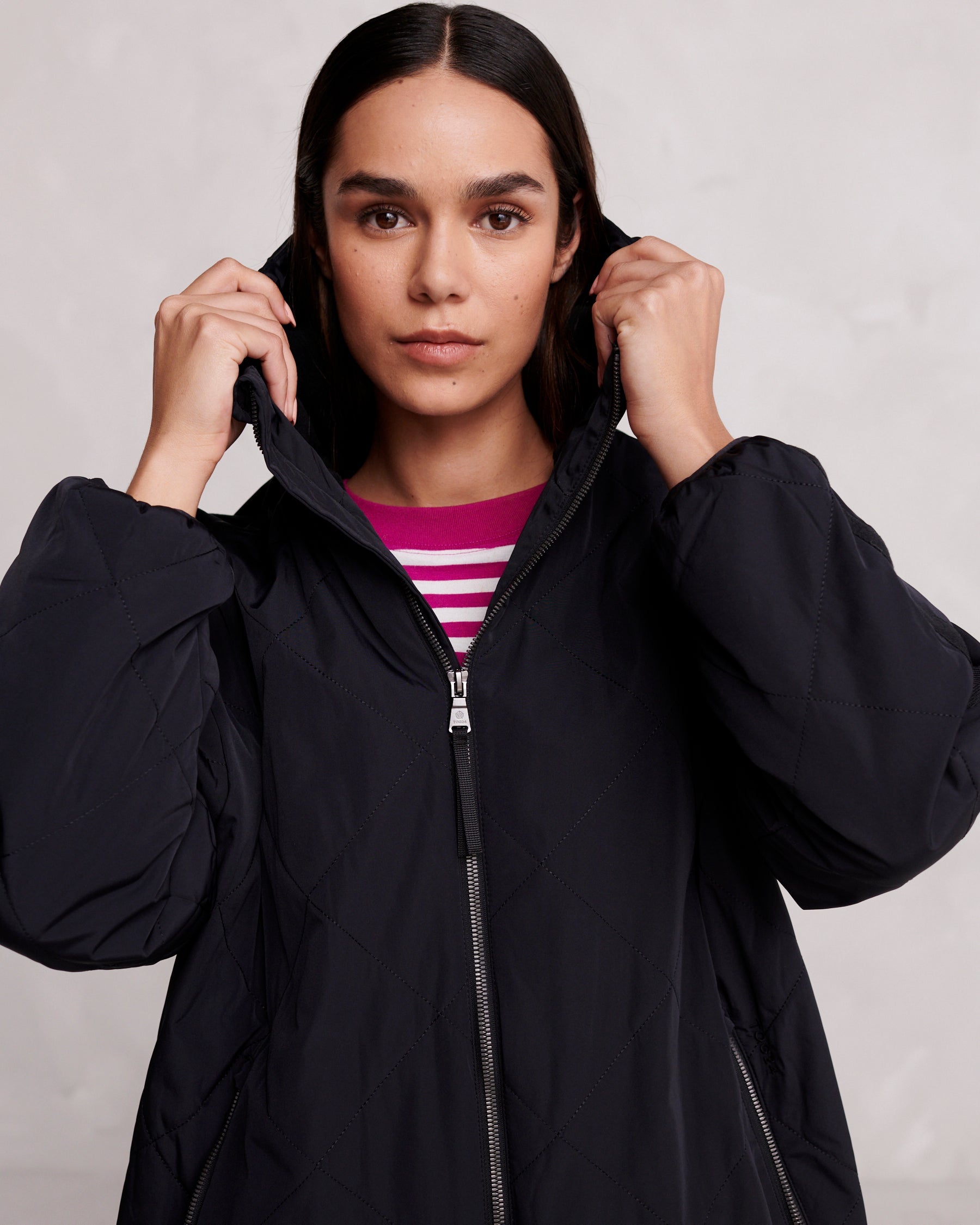 Banton Womens Oversized Shower Resistant Insulated Jacket - Black