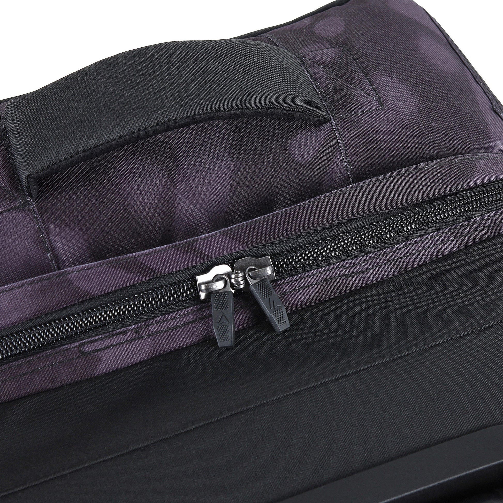 Surfanic Maxim 3.0 100L Roller Bag - Black Vandal
