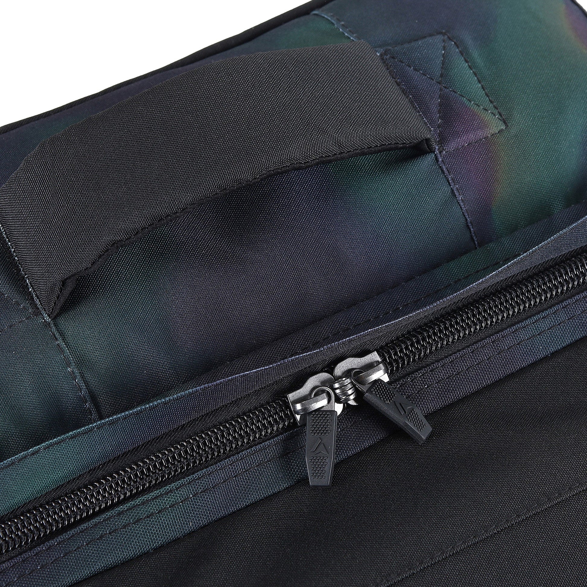 Surfanic Maxim 3.0 120L Roller Bag - Thermo Camo